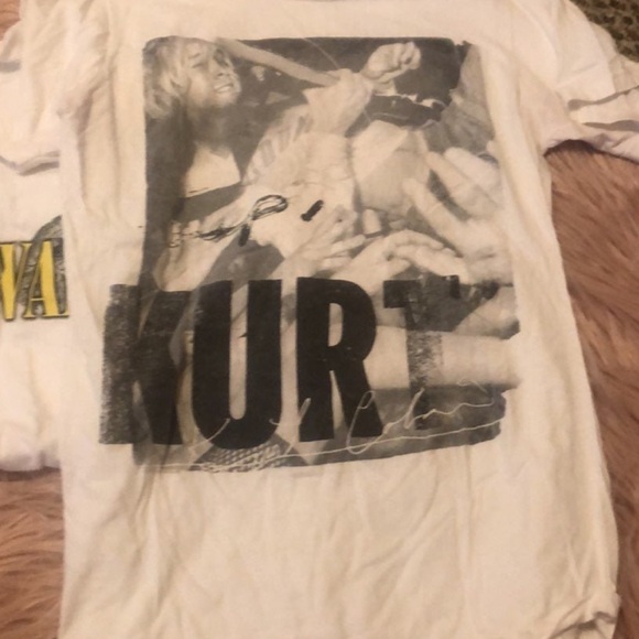 2 Vintage Nirvana / Kurt Cobain t-shirts. Size small - Picture 4 of 7